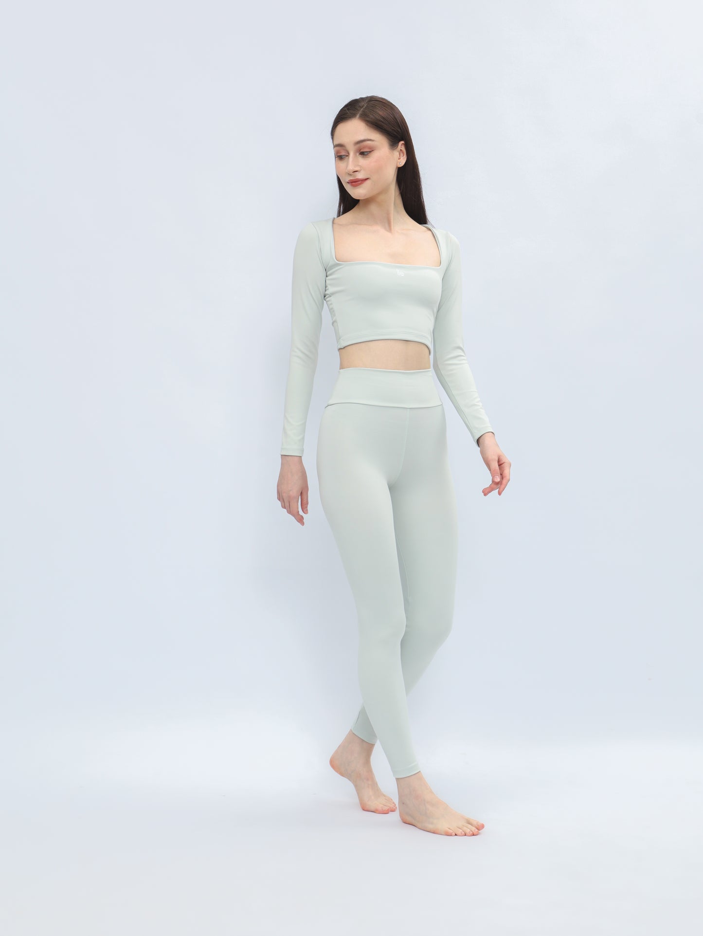 Denisse - Mint